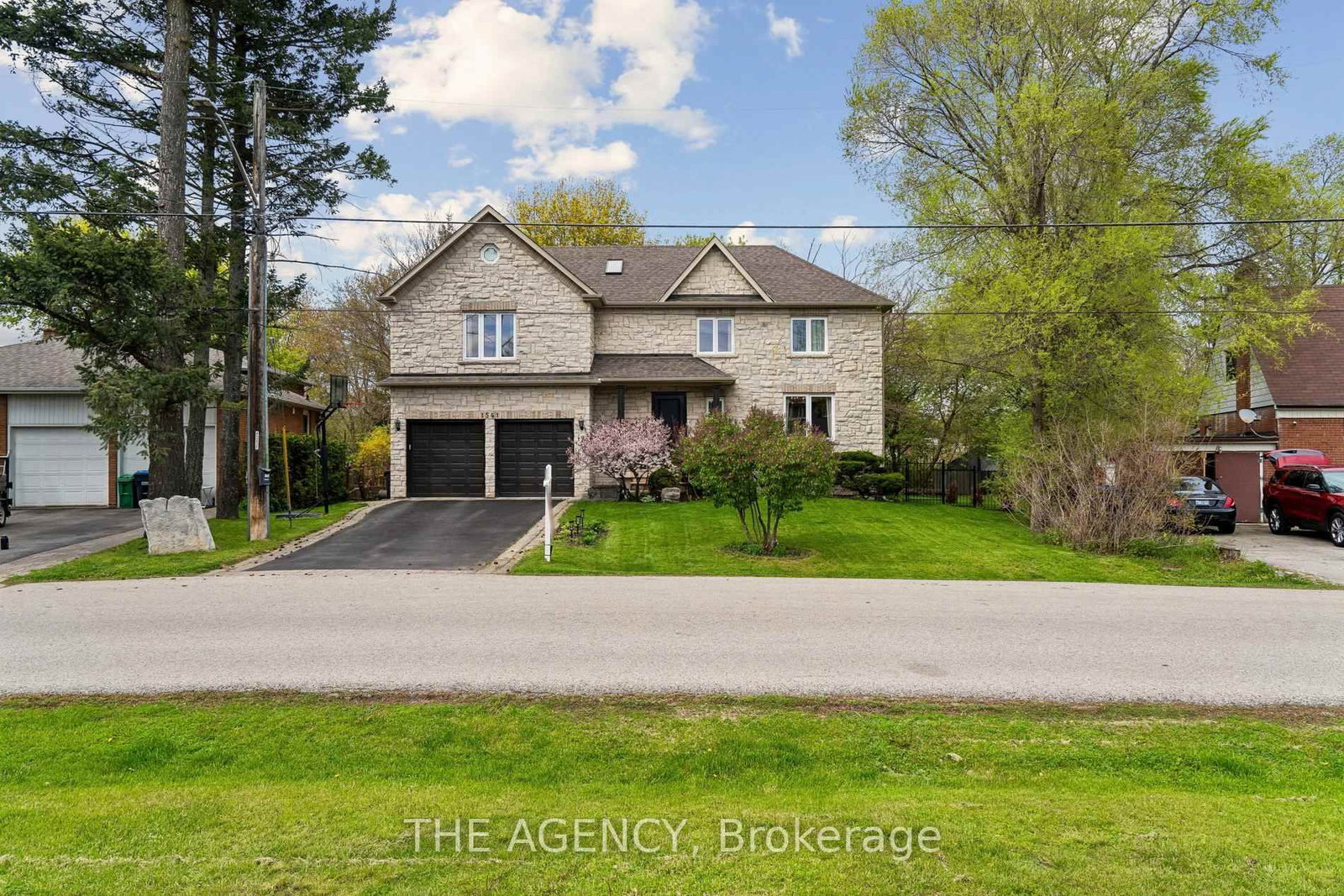1541 Garnet Avenue - Photo 2