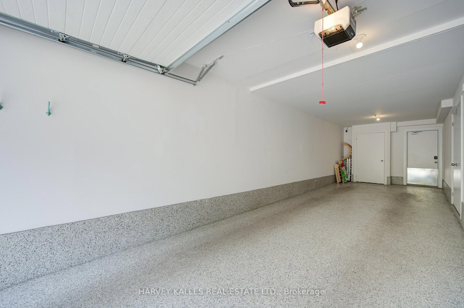 1130A Islington Avenue • Toronto, ON photo 37