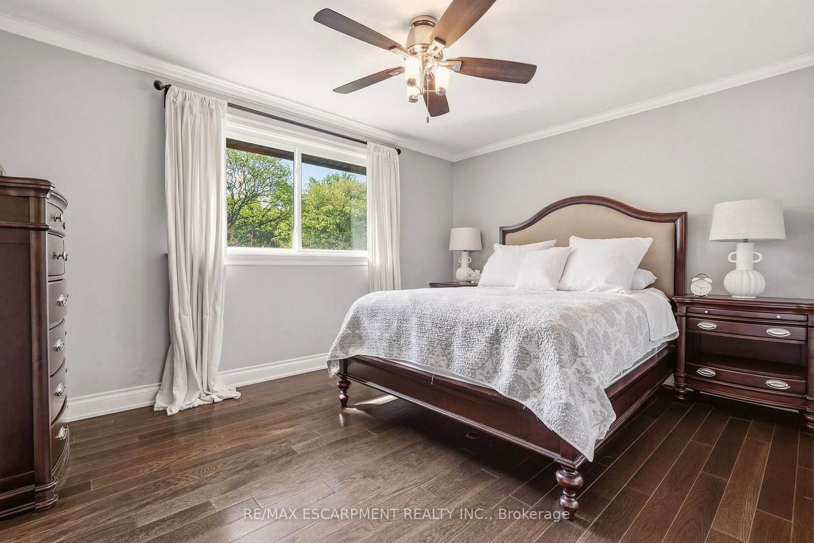 600 Deborah Crescent • Burlington, ON photo 11