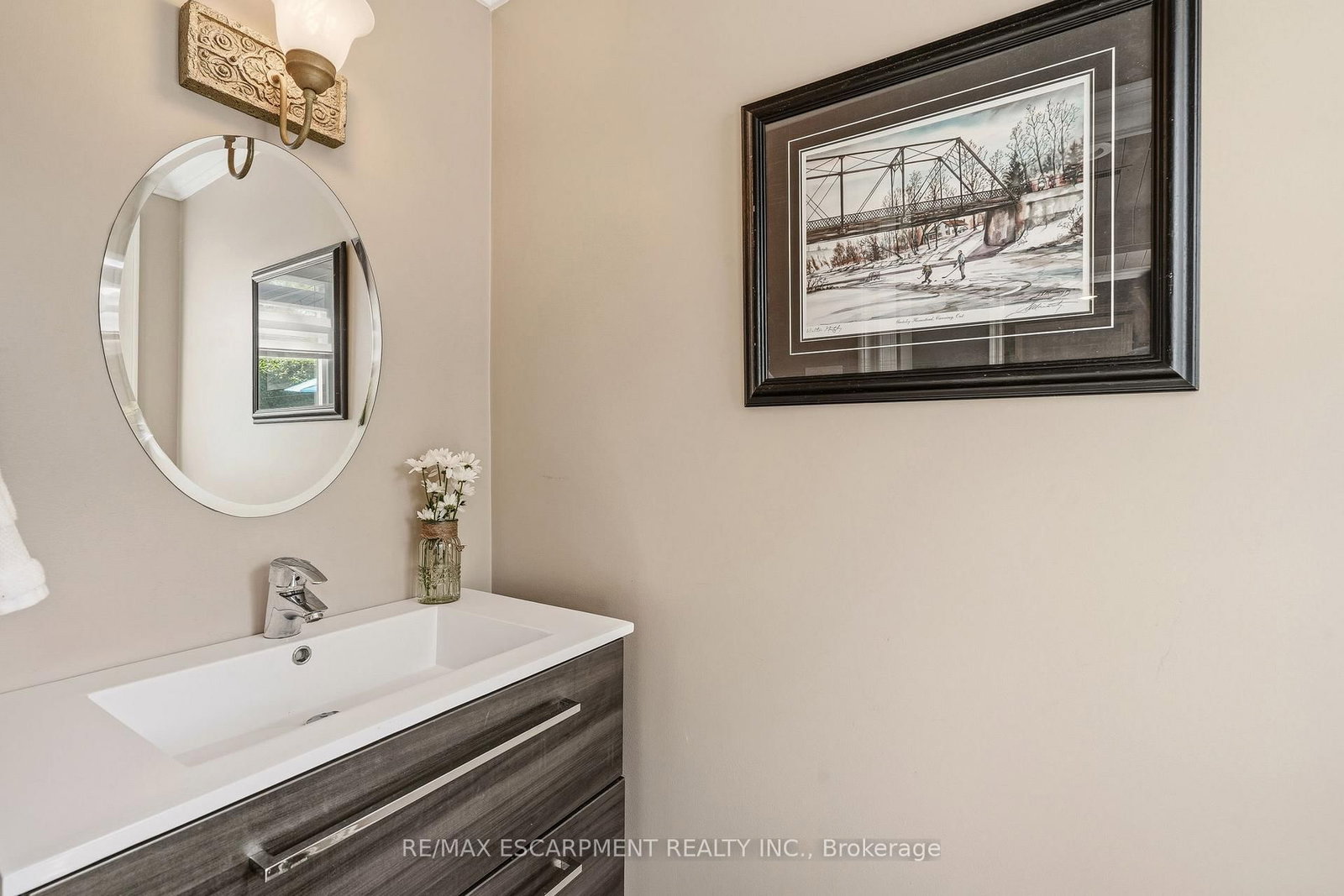600 Deborah Crescent • Burlington, ON photo 19