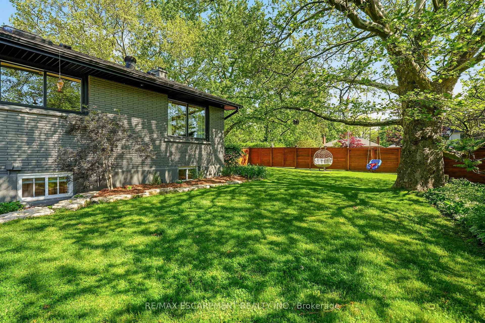 600 Deborah Crescent • Burlington, ON photo 28
