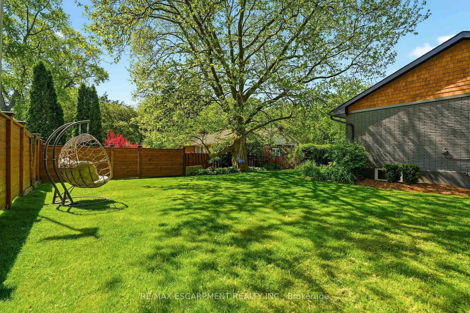 600 Deborah Crescent • Burlington, ON photo 30