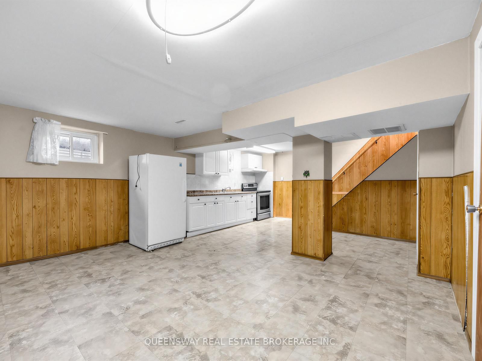 517 Pinegrove Road • Oakville, ON photo 21