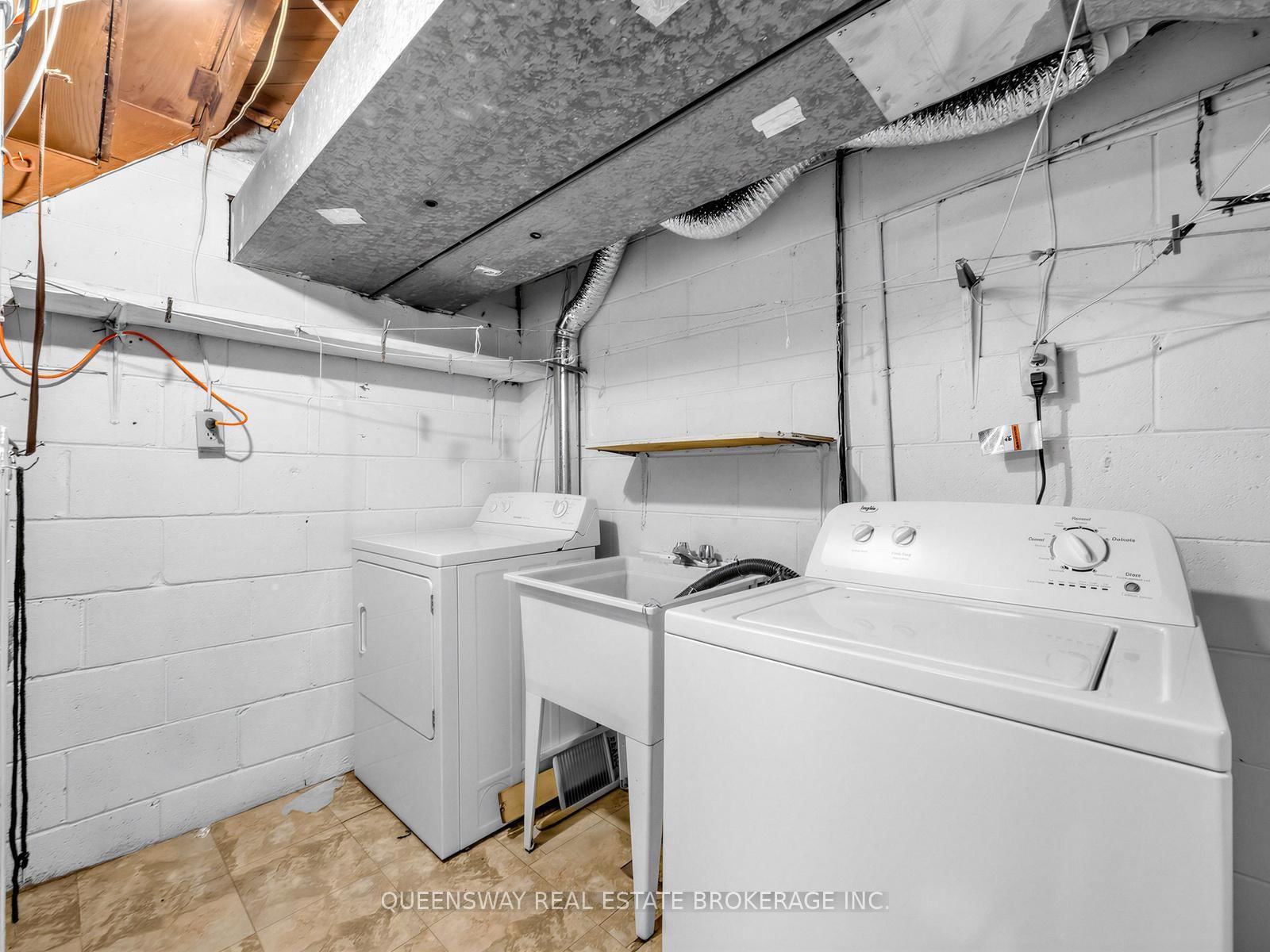 517 Pinegrove Road • Oakville, ON photo 23