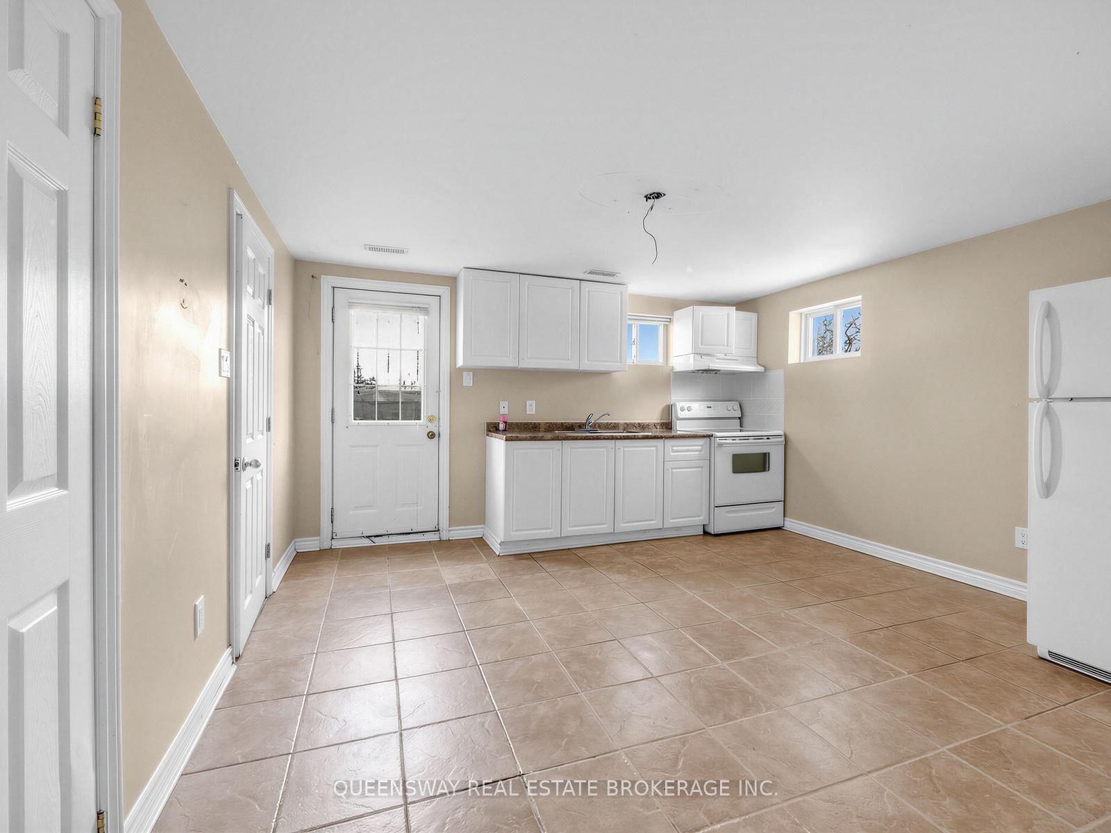 517 Pinegrove Road • Oakville, ON photo 25