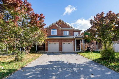 4-bed Semi-Detached · 3886 Skyview St