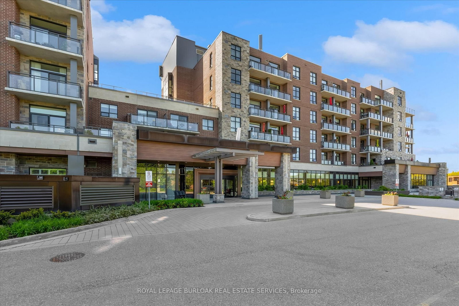 3290 New Street • #113 • Burlington, ON photo 2