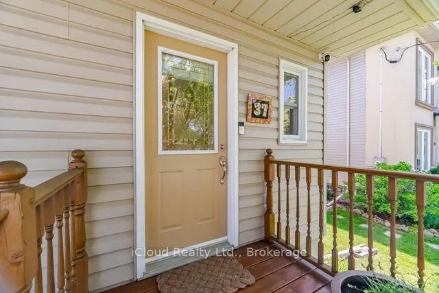 37 Archibald Brampton,ON L6X 1M2 — Photo 5