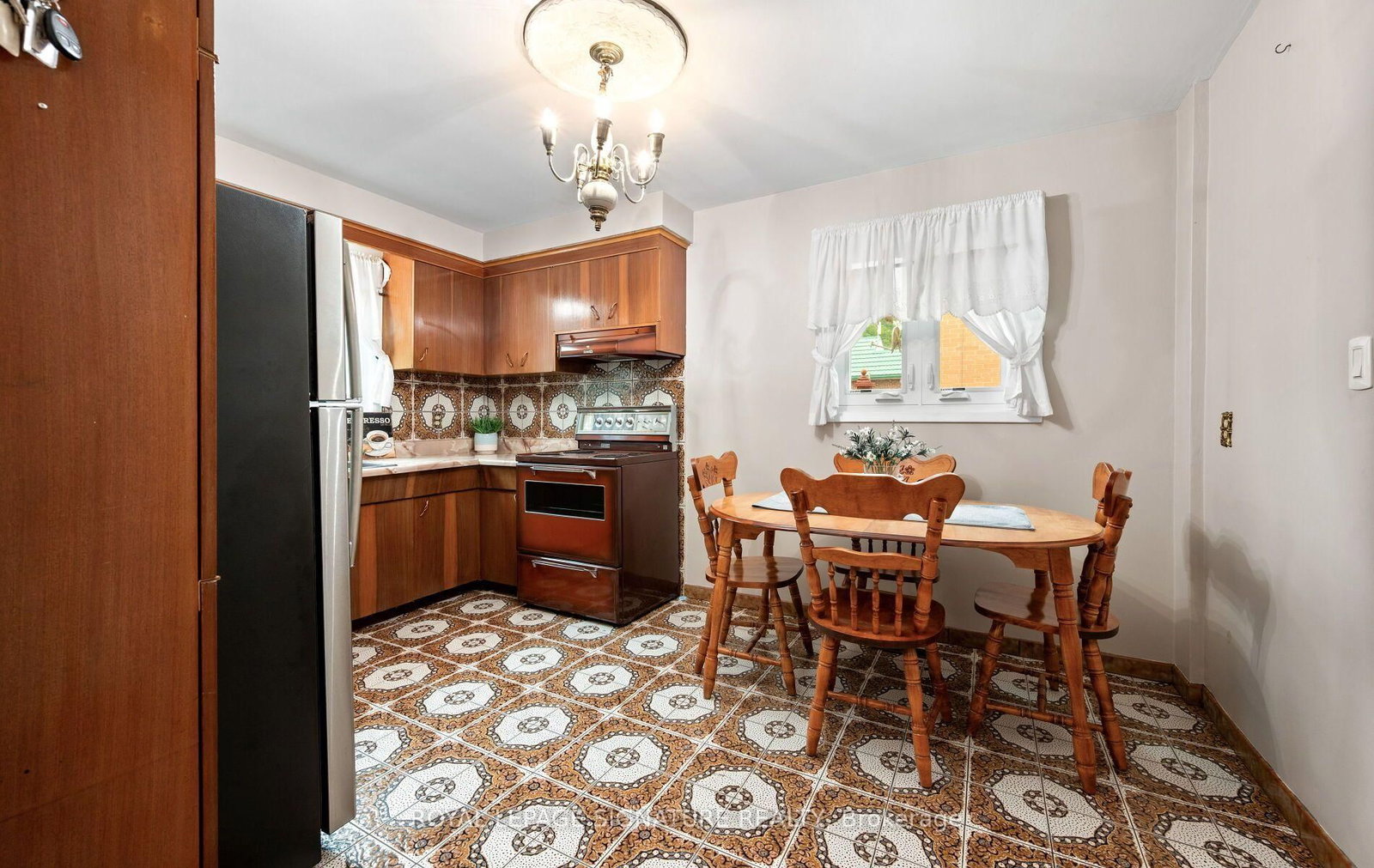 1142 Alexandra Avenue • Mississauga, ON photo 11