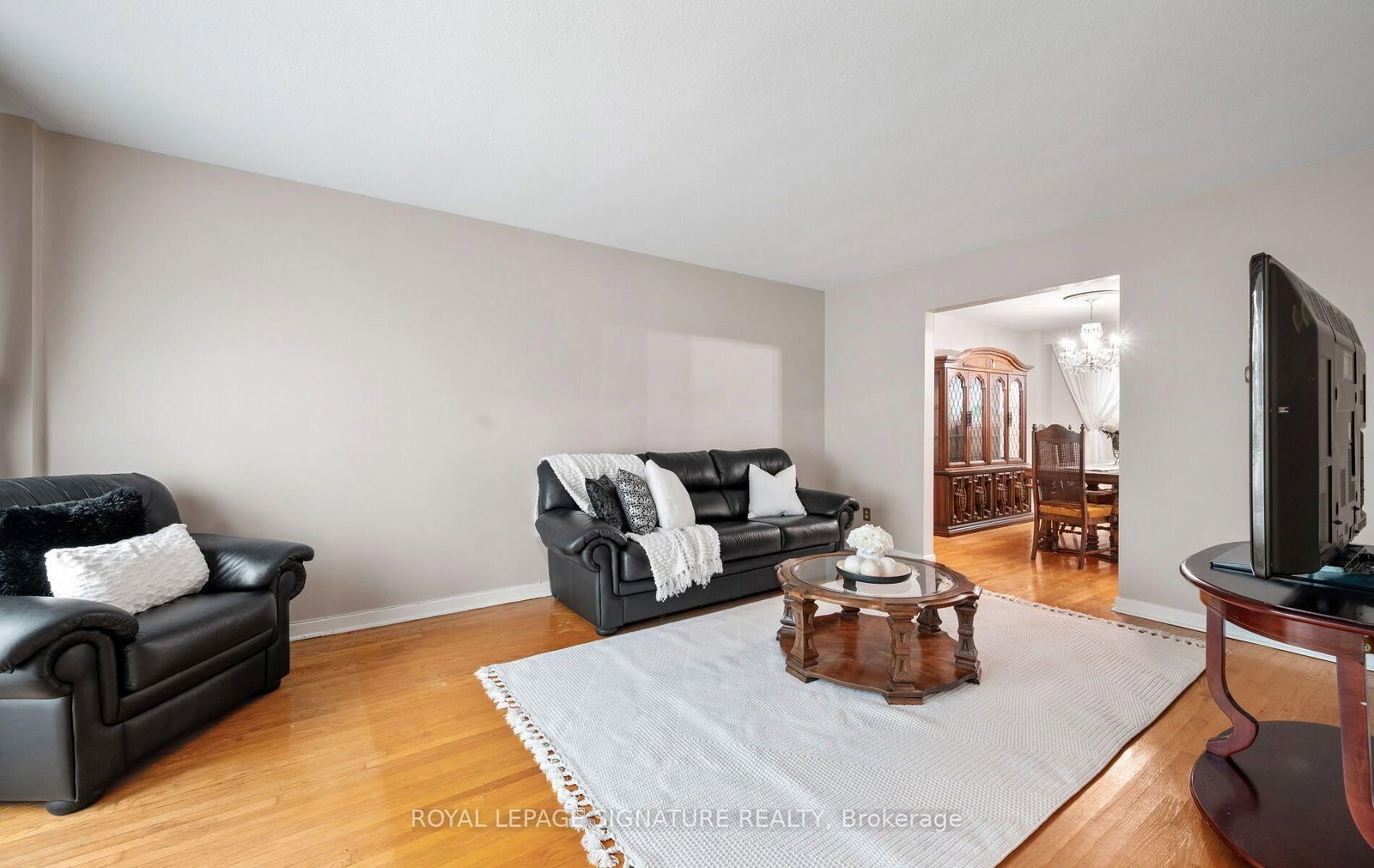 1142 Alexandra Avenue • Mississauga, ON photo 6