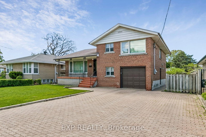 51 playfair Avenue W