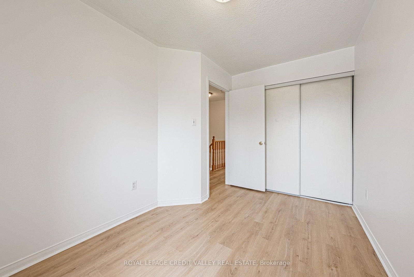 155 Saddletree Trail • Brampton, ON photo 14