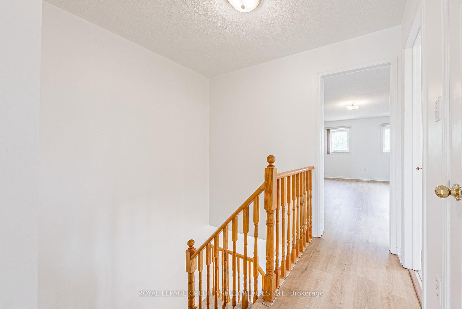 155 Saddletree Trail • Brampton, ON photo 15