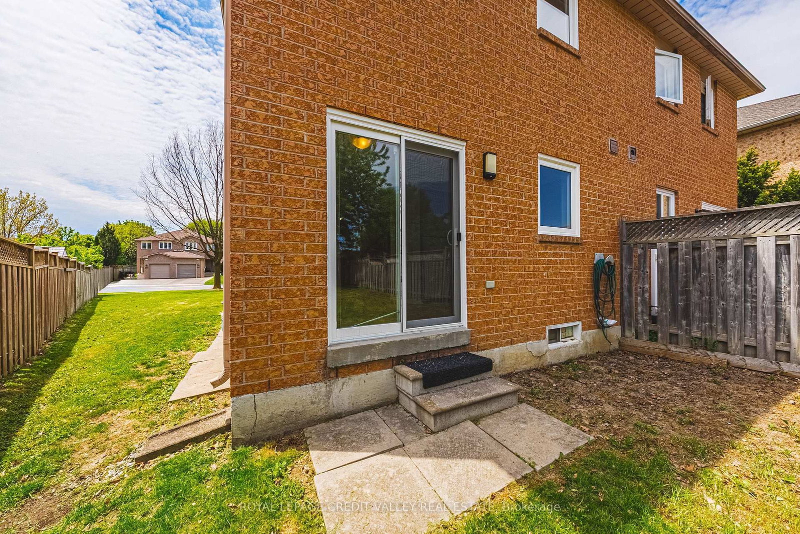 155 Saddletree Trail • Brampton, ON photo 24