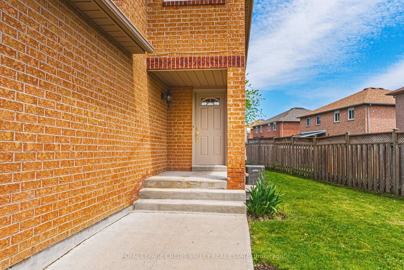 155 Saddletree Trail
