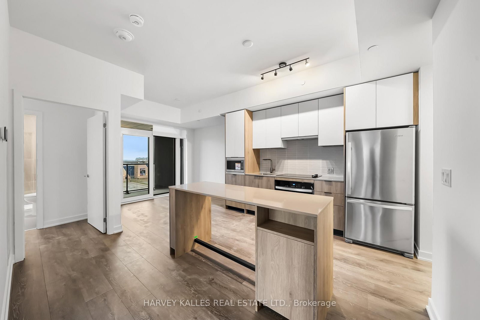 514-1007 The Queensway, Toronto, ON, photo 2