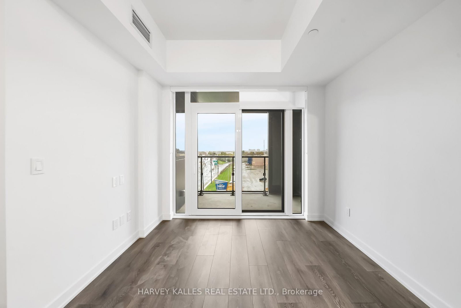 1007 The Queensway, Unit 514 - Photo 4