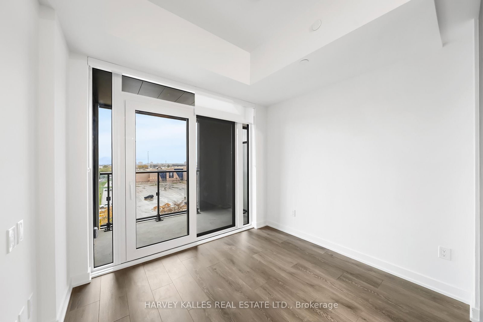 1007 The Queensway, Unit 514 - Photo 8
