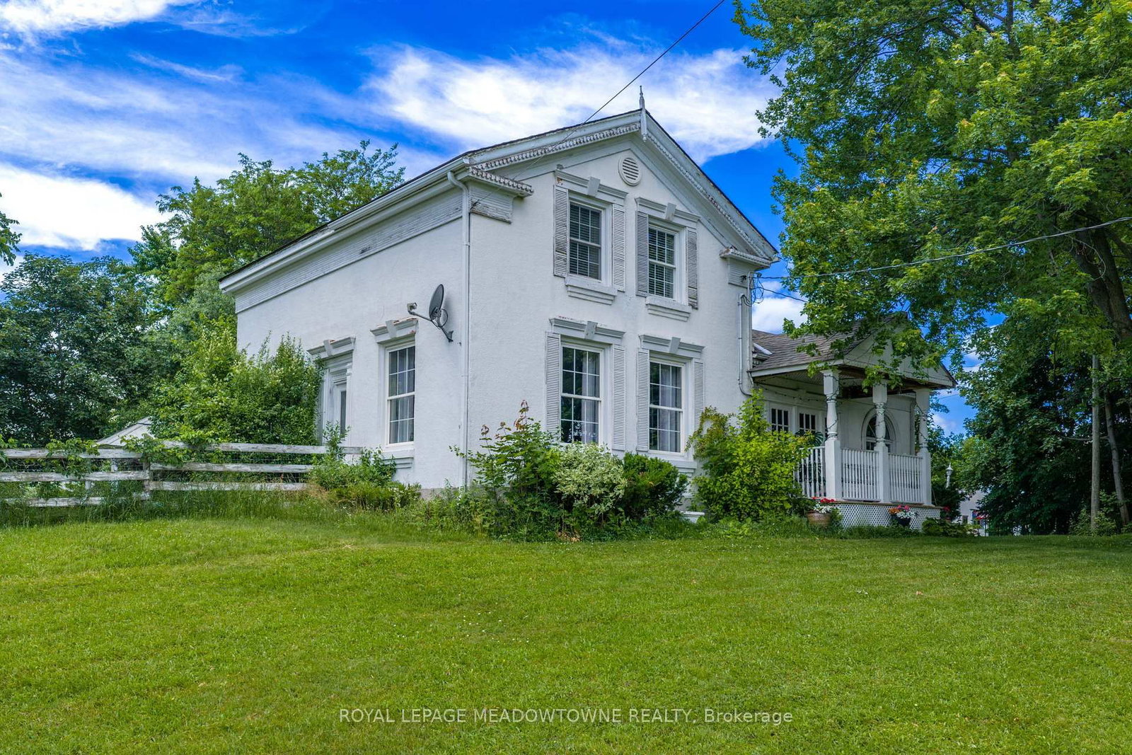 152 Confederation Street • Halton Hills, ON photo 4