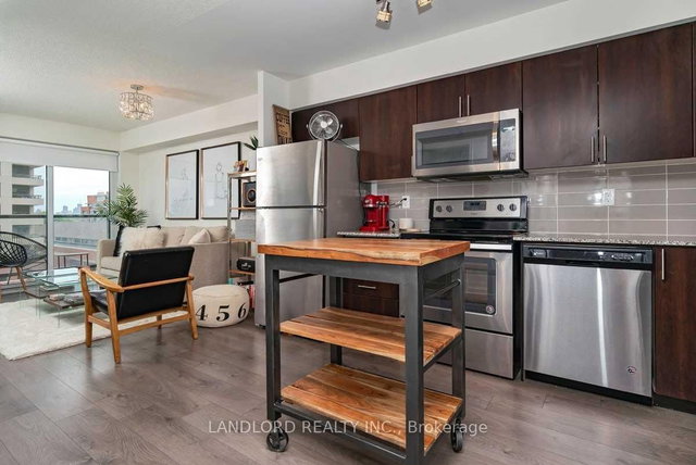 615 - 1420 Dupont Street