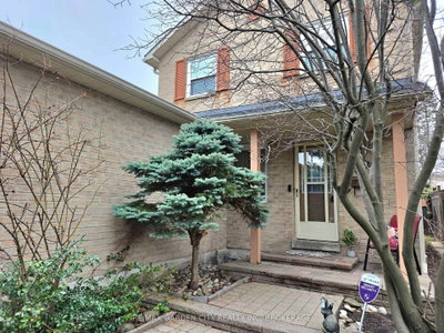 Detached House in Meadowvale