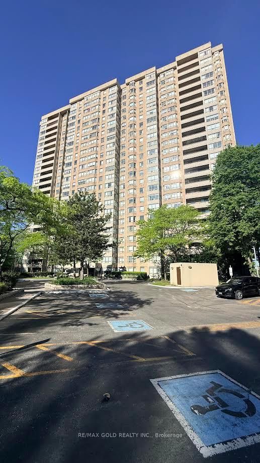 308 - 30 Malta Avenue