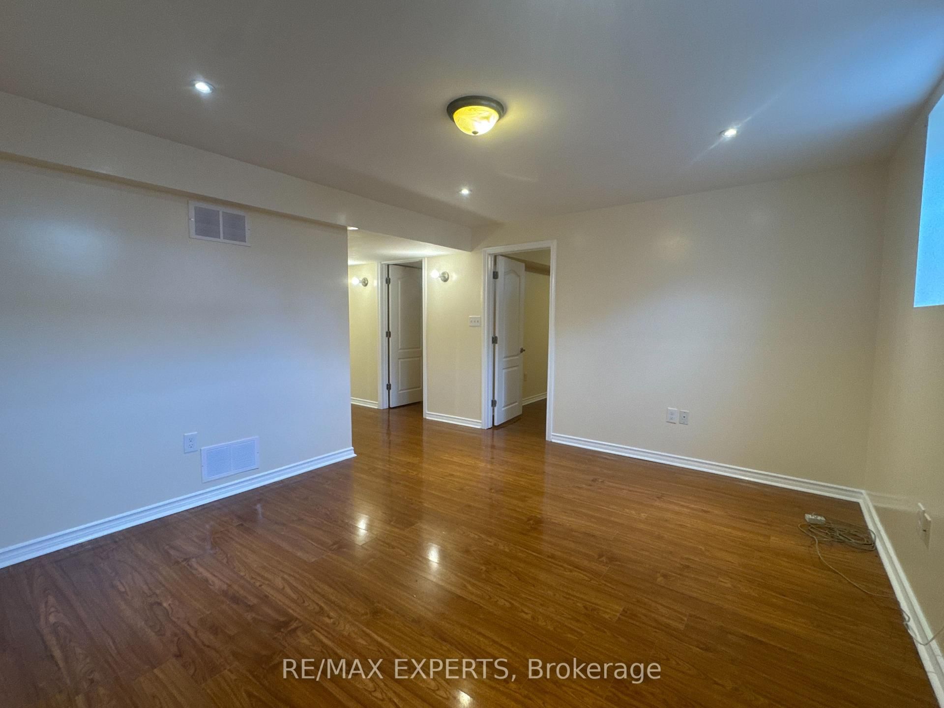 5 Cadillac Crescent, Unit Bsmt