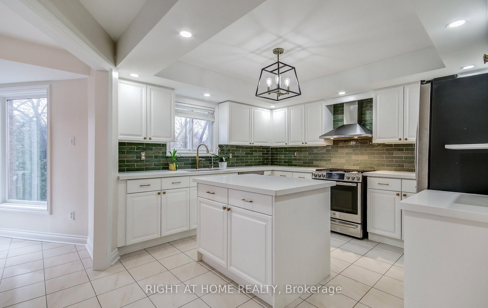 560 Chagall Court • Mississauga, ON photo 13