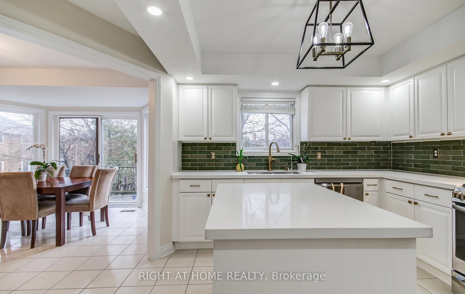 560 Chagall Court • Mississauga, ON photo 19