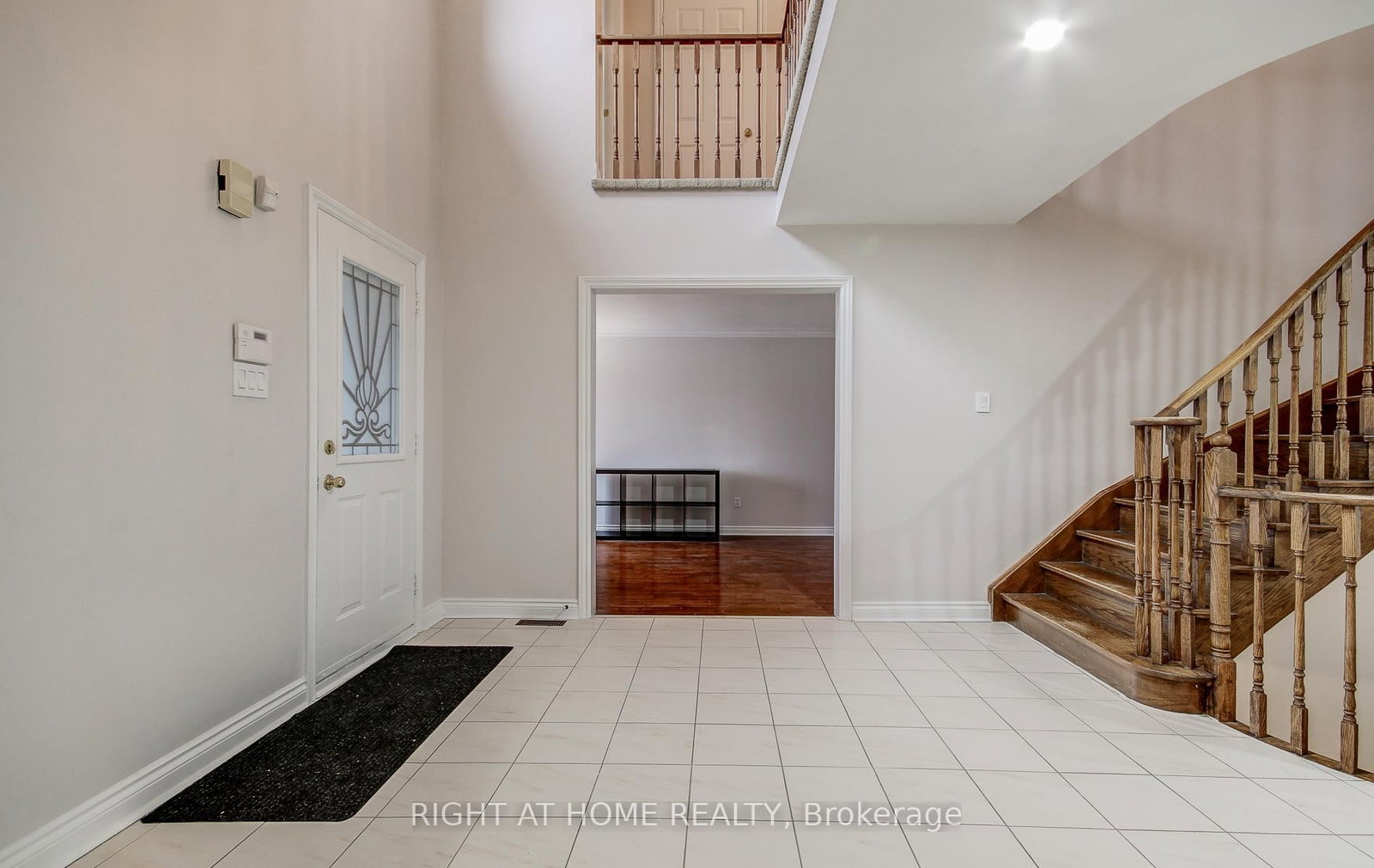 560 Chagall Court • Mississauga, ON photo 5