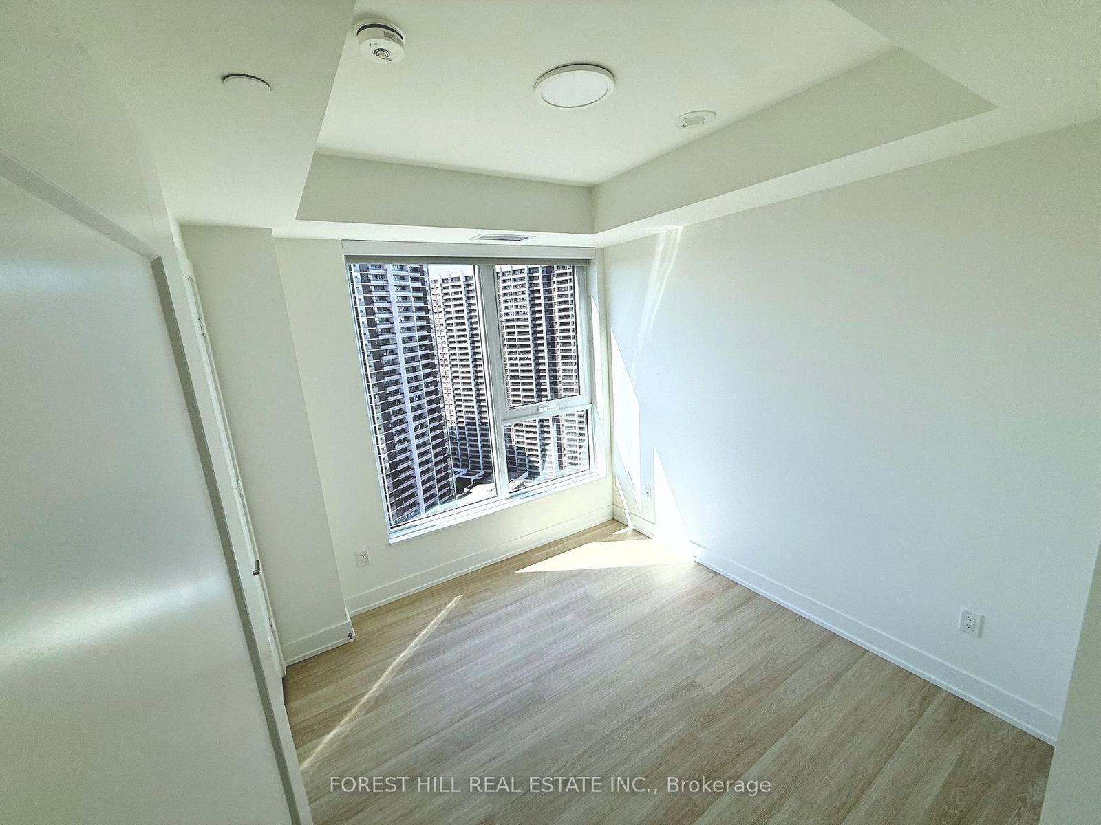 60 Central Park RoadWay, Unit 2504