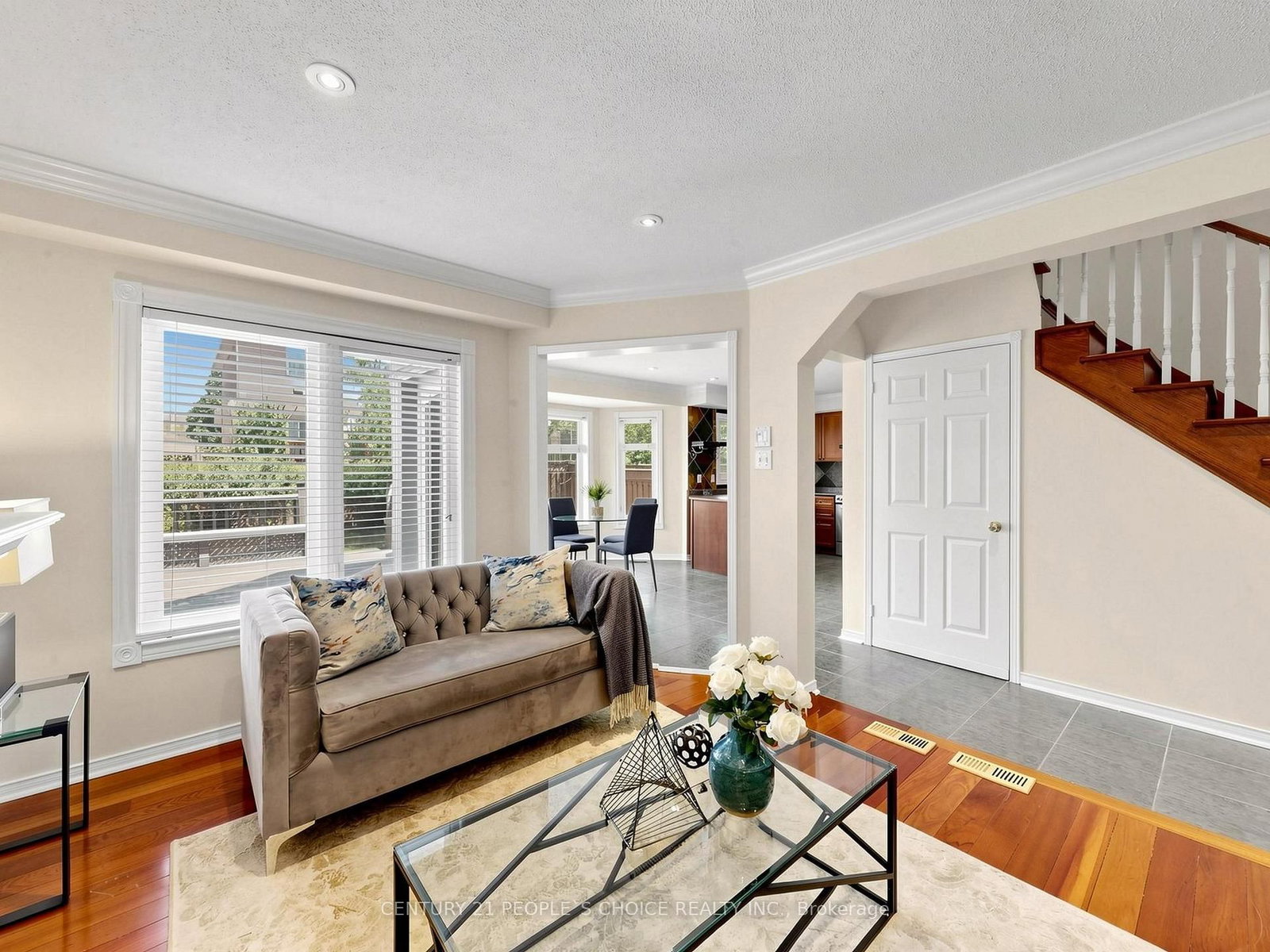 5615 Whitehorn Avenue • Mississauga, ON photo 10
