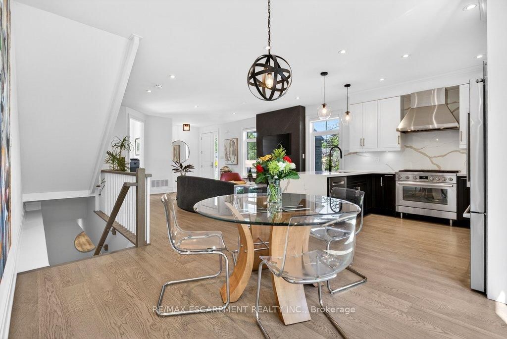 2134 New Street • #6 • Burlington, ON photo 16