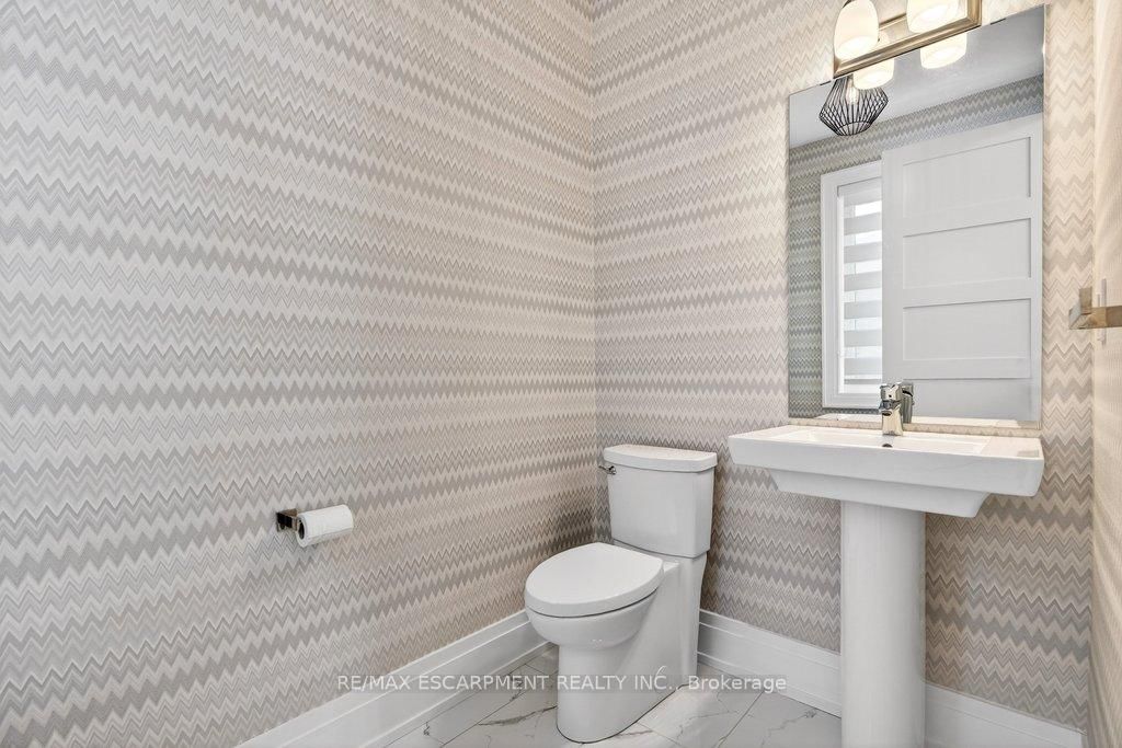 2134 New Street • #6 • Burlington, ON photo 19