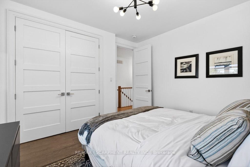 2134 New Street • #6 • Burlington, ON photo 30