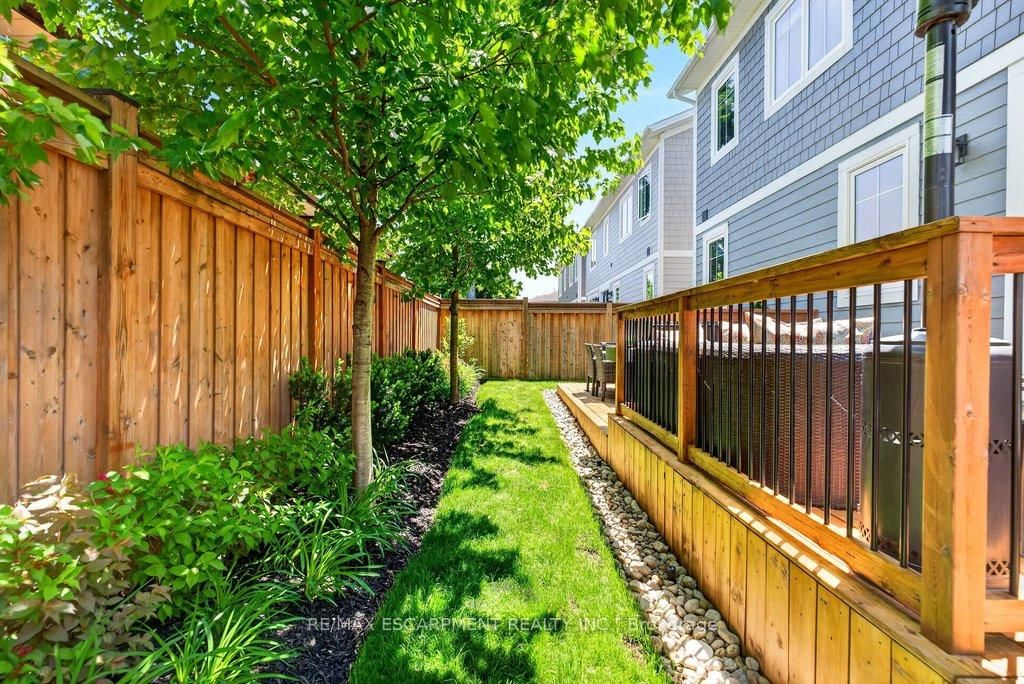 2134 New Street • #6 • Burlington, ON photo 44