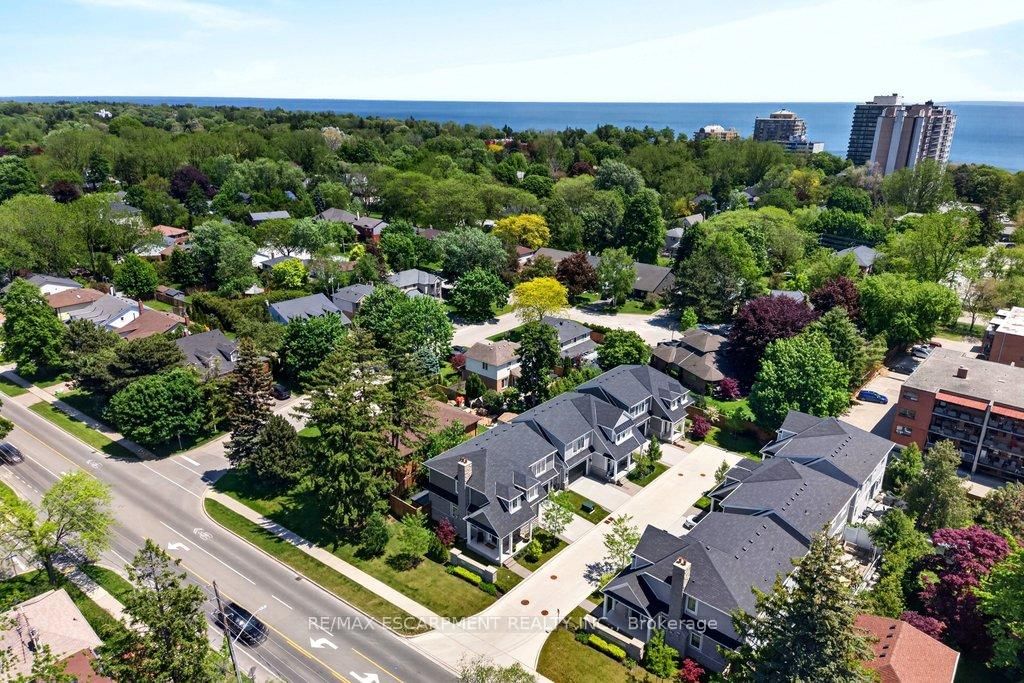 2134 New Street • #6 • Burlington, ON photo 45