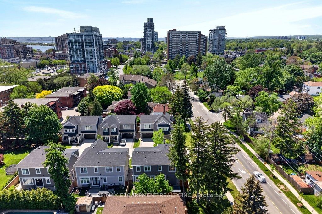 2134 New Street • #6 • Burlington, ON photo 46