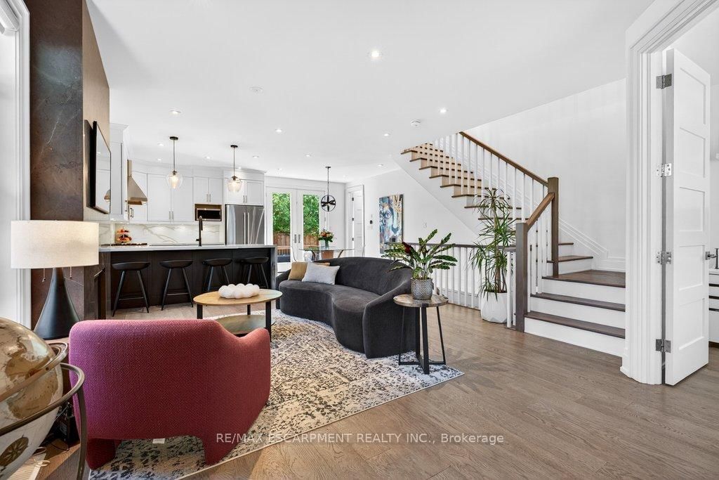 2134 New Street • #6 • Burlington, ON photo 6