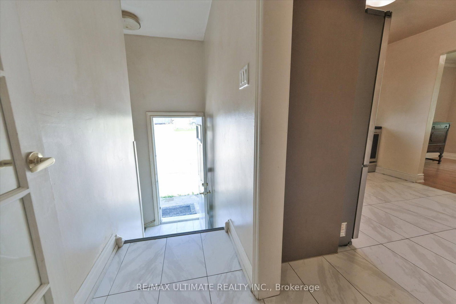 1076 Dixie Road • Mississauga, ON photo 22