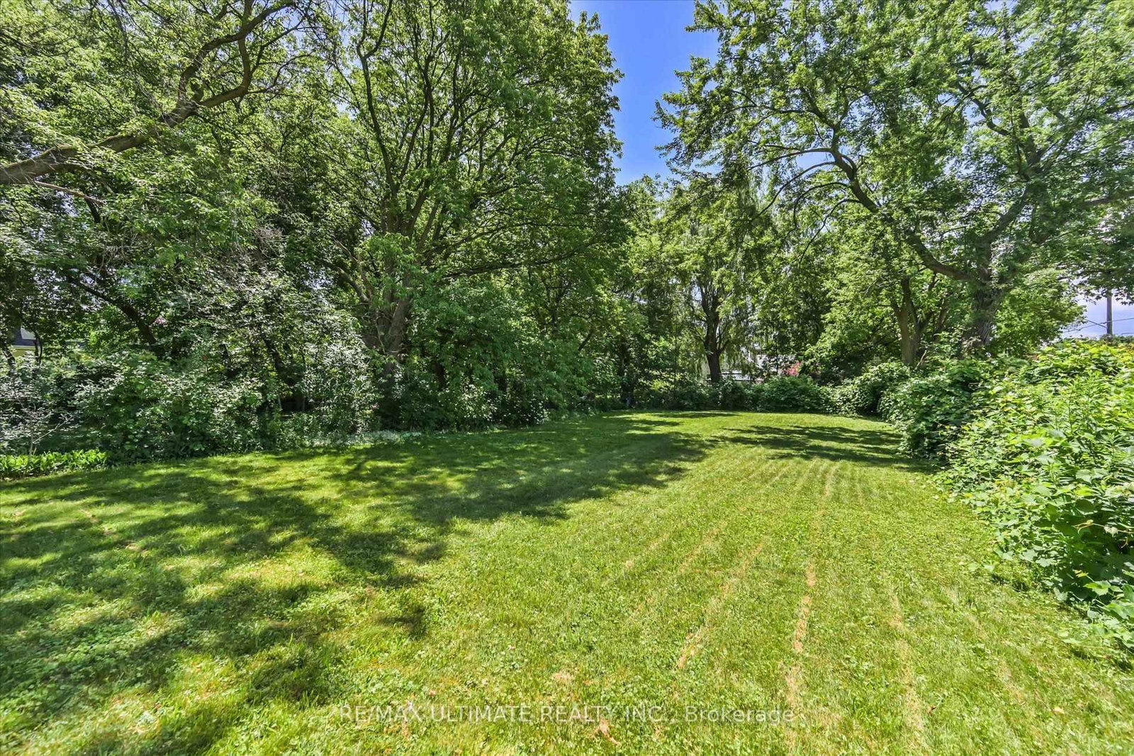 1076 Dixie Road • Mississauga, ON photo 28