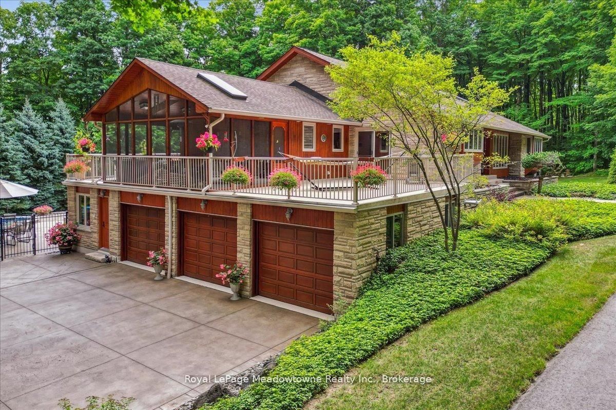 5590 STEELES Avenue W • Milton, ON photo 1
