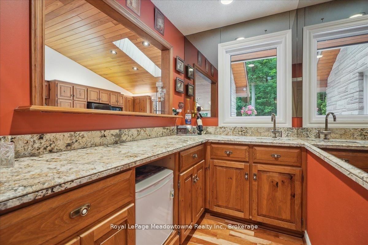 5590 STEELES Avenue W • Milton, ON photo 18