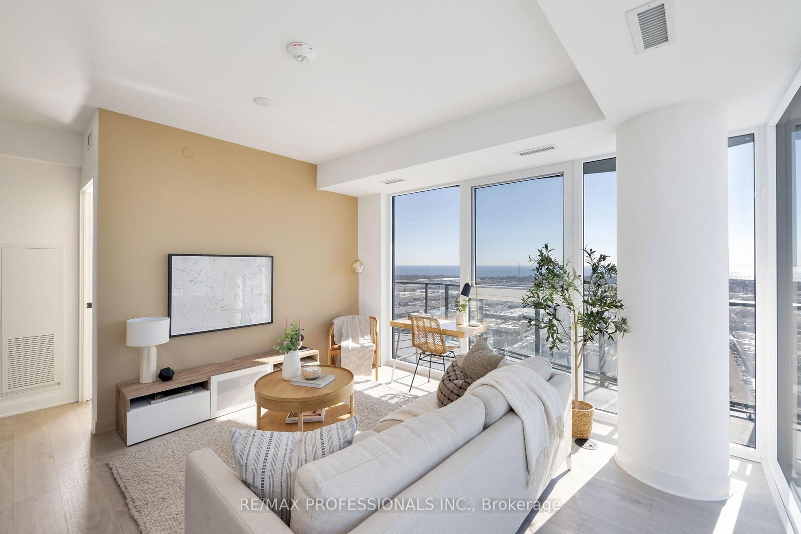 36 Zorra Street • #3009 • Toronto, ON photo 14