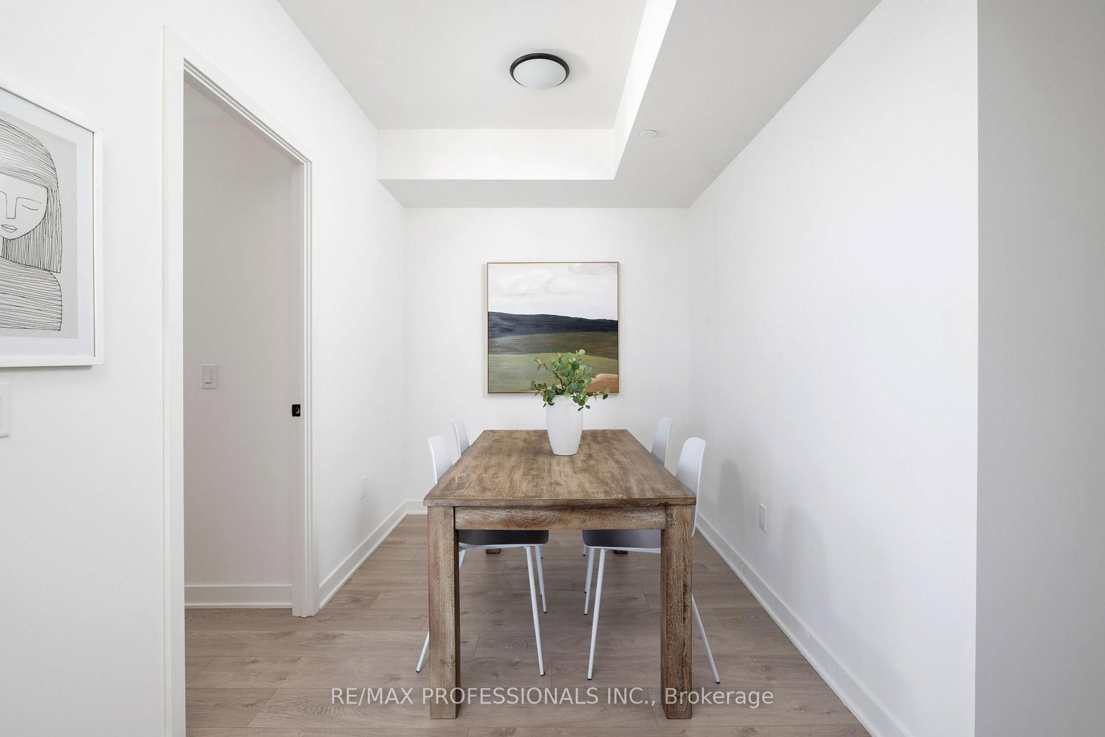 36 Zorra Street • #3009 • Toronto, ON photo 23