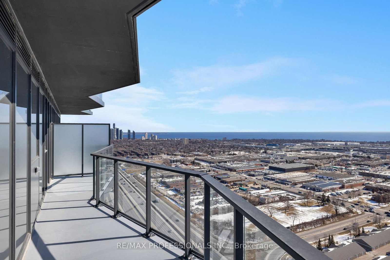 36 Zorra Street • #3009 • Toronto, ON photo 39