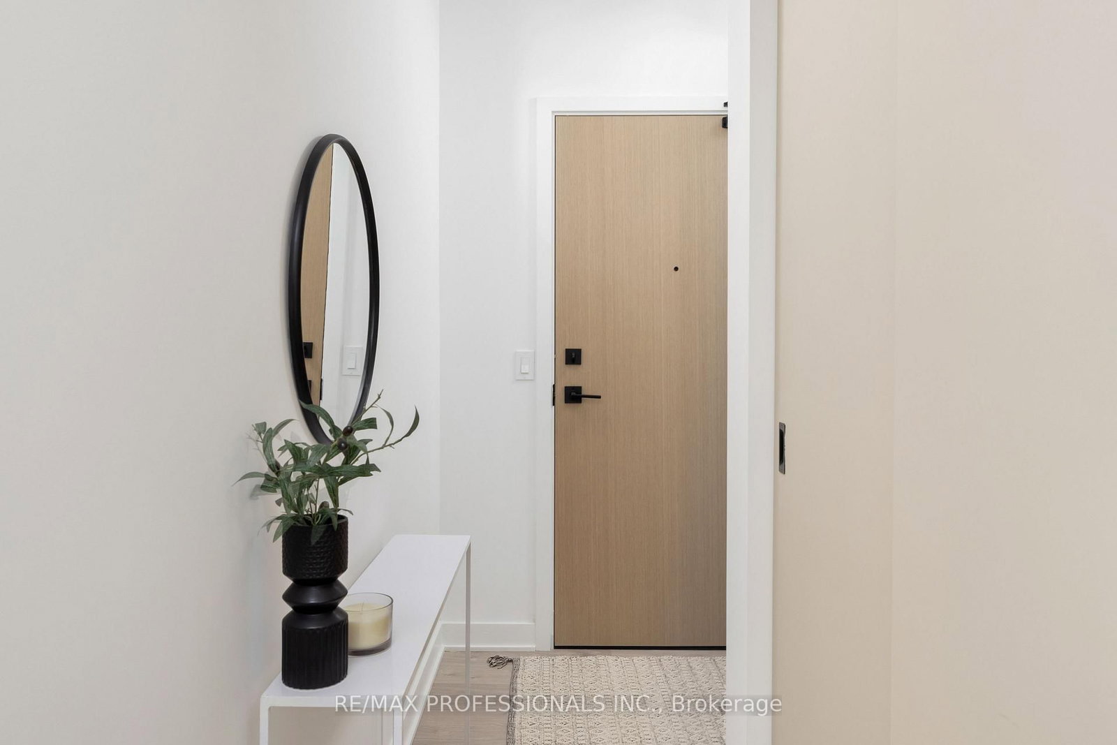 36 Zorra Street • #3009 • Toronto, ON photo 6