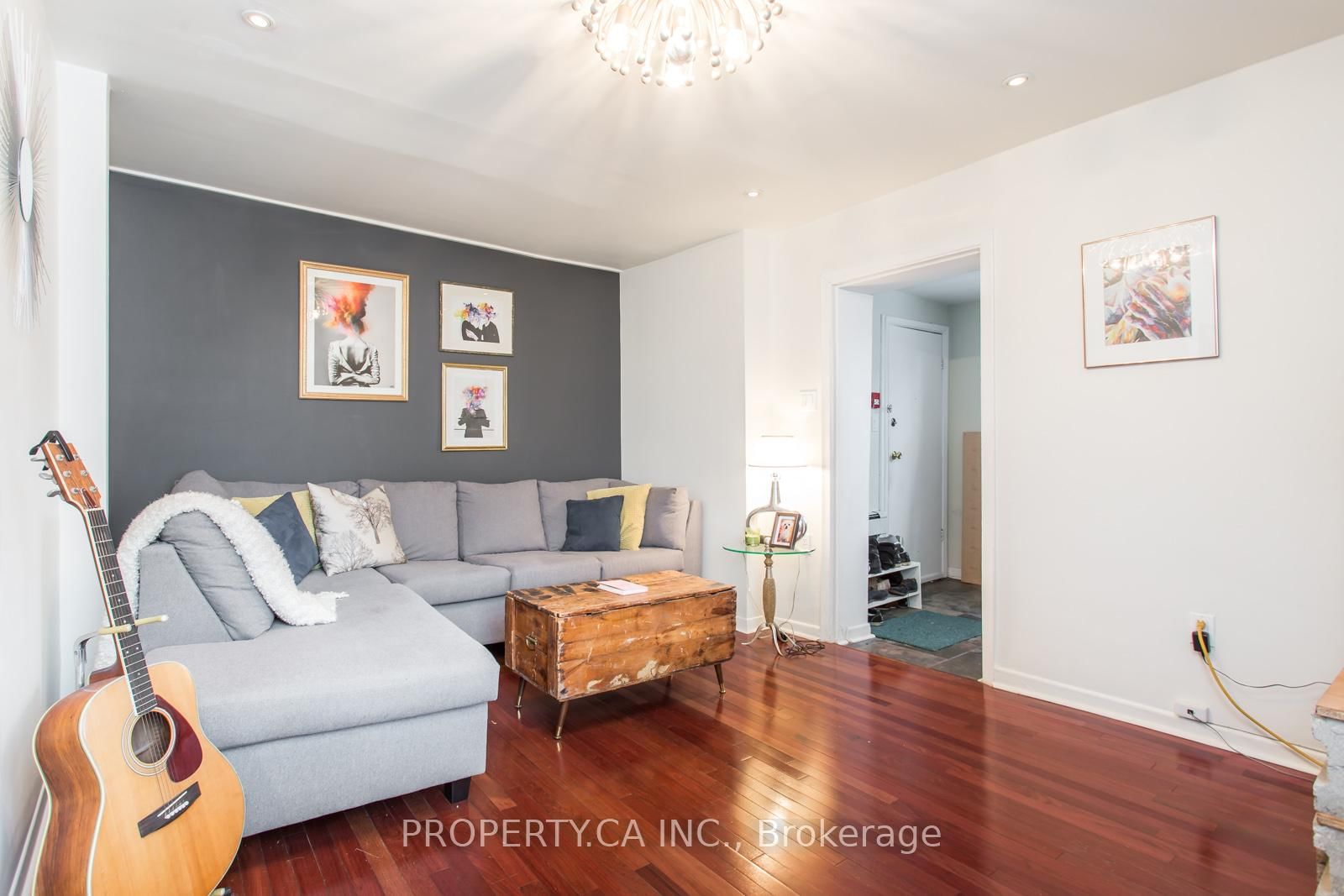 22 Brad Street, Toronto, ON, photo 5