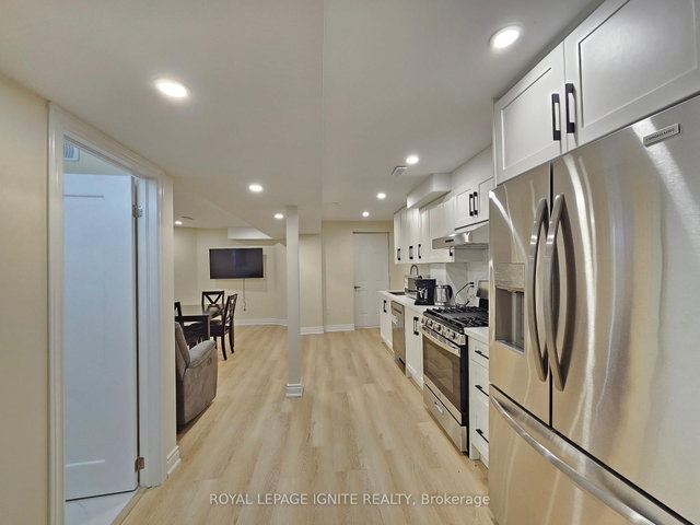 6 Timmins Street