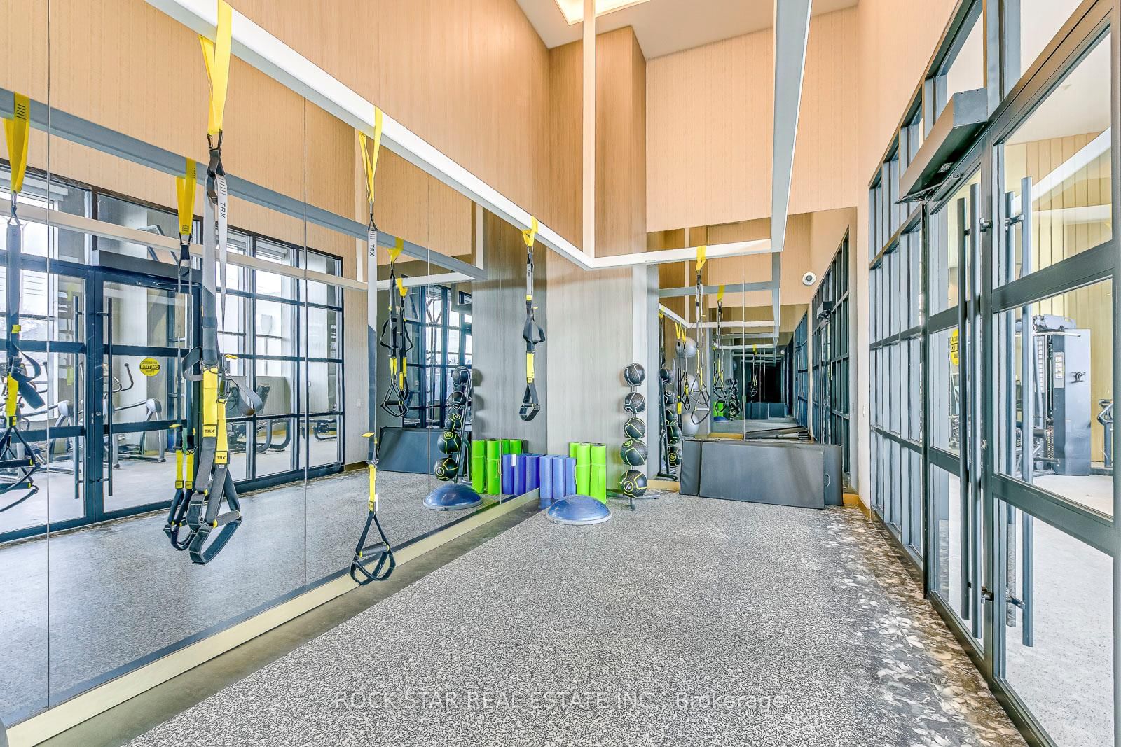 395 Dundas Street W • #601 • Oakville, ON photo 23
